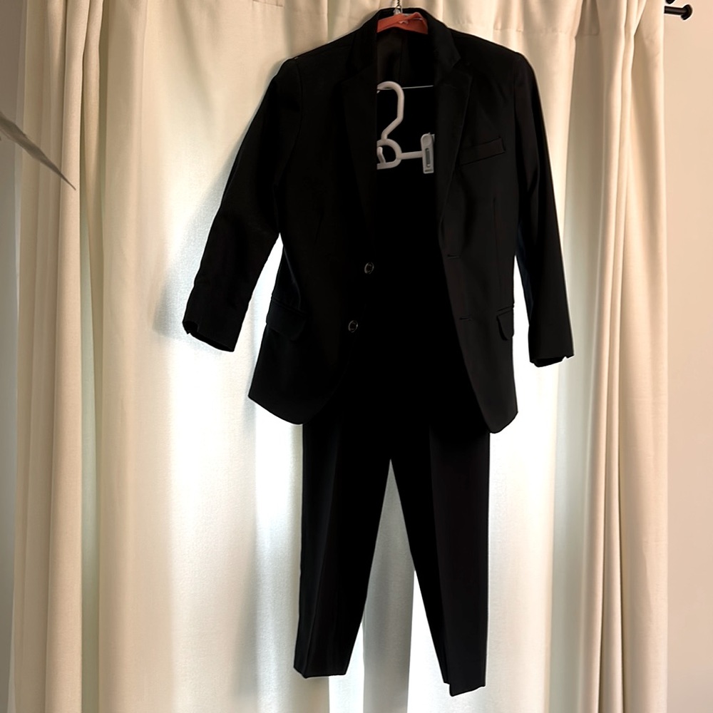 Boys navy blue Calvin Klein suit